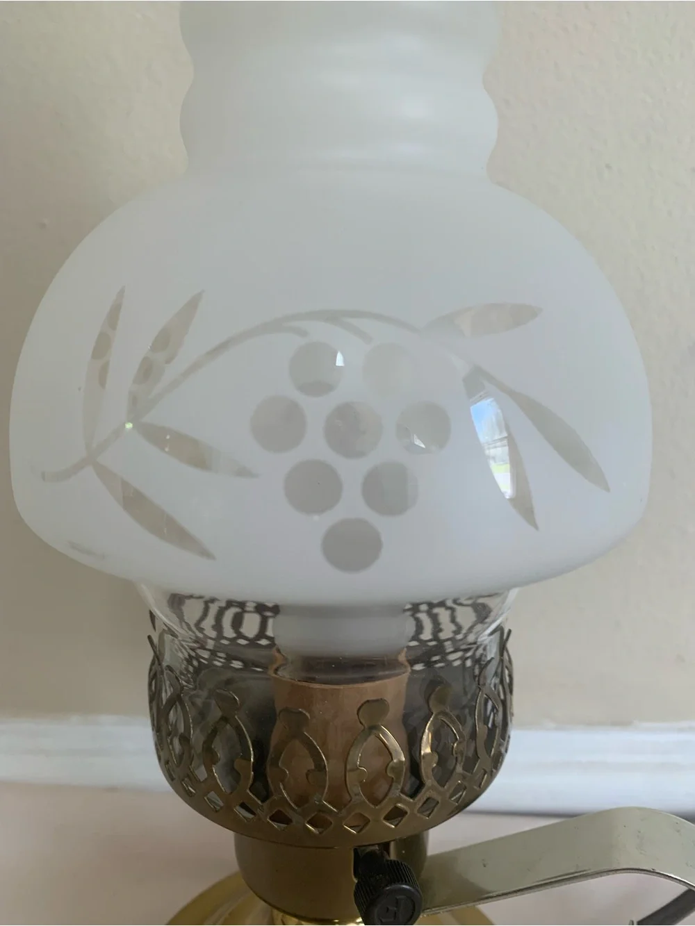 Vintage Electric Brass & Glass Hurricane Lamp Etched Grape Vine Shade table lamp